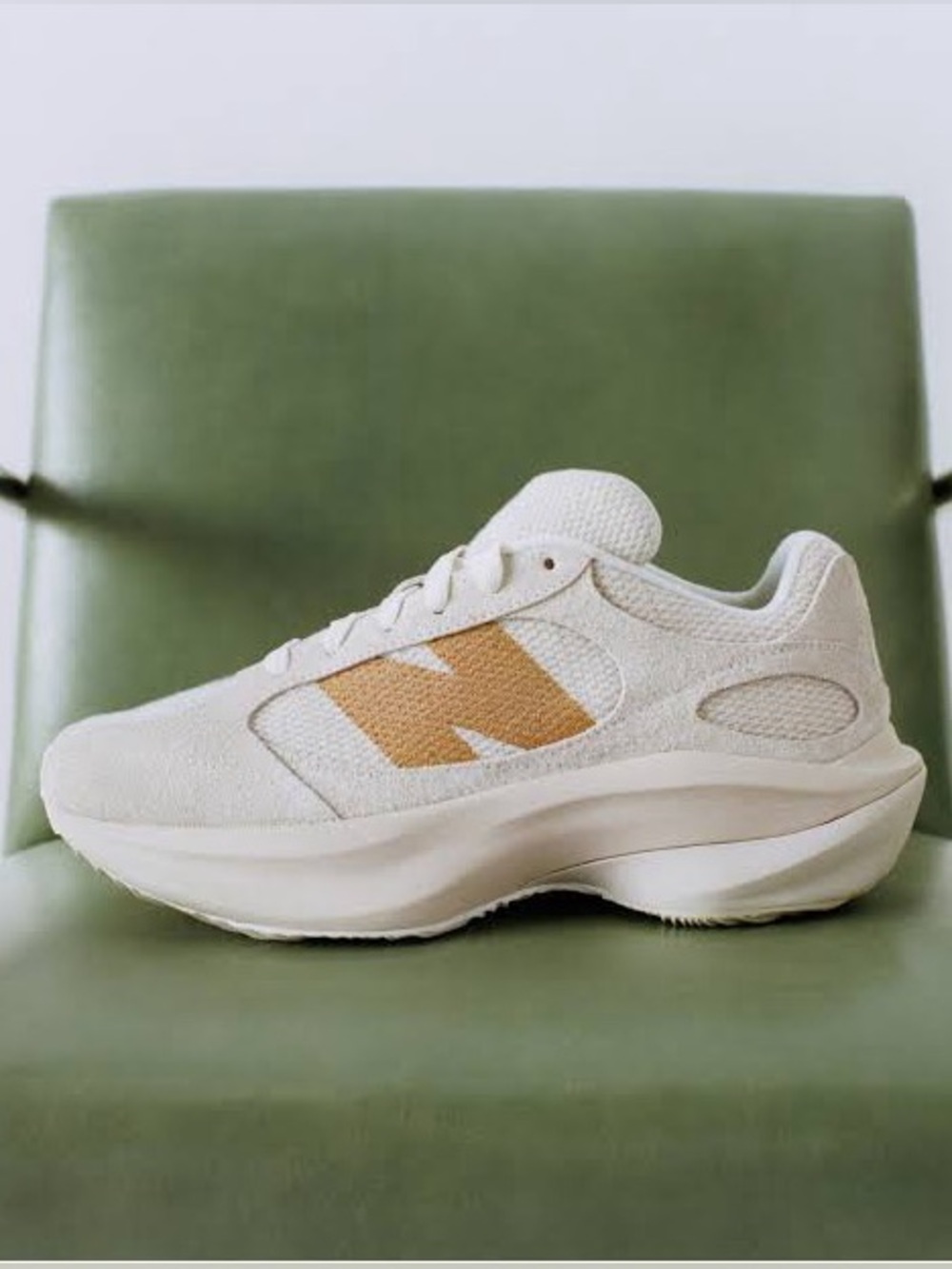 New Balance WRPD Unisex Runners🔥 6.5M/ 8W/ 39.5 EU •Linen Sea Salt Dolce🔥